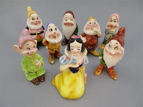 S S Vintage Enesco Snow White And The Seven Dwarves Ceramic