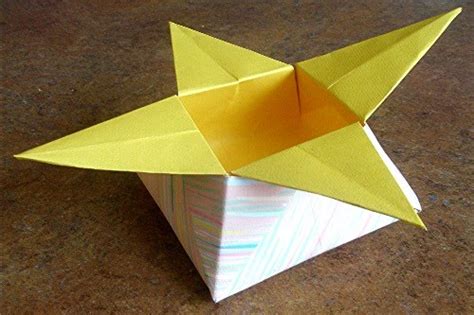 My Crafty Outlook Origami Star Box