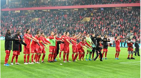 Their club reaching the bundesliga for the first time ever would do them justice. Geisterspiel: Union Berlin gegen Bayern München laut ...