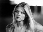 The incredibly gorgeous Michelle Pfeiffer at 21, 1980. : r/pics