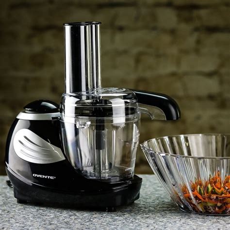 Can you use a food processor in place of a blender? Mini Food Processor 1.5 Cup Black (PF1007B) | Ovente US