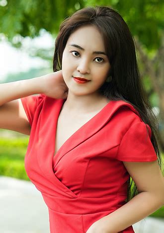 Asian Member Seeking Romantic Companionship Thi Phuong Cara From Ho Chi Minh City Yo Hair
