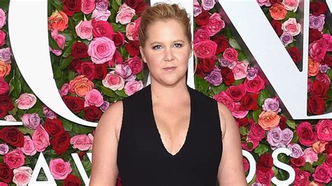 Amy Schumer Launches Le Cloud Clothing Line With Saks Off 5th The