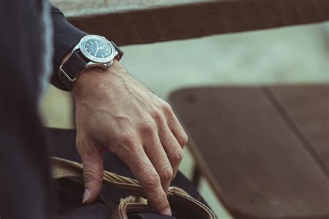 How To Select The Right Watch To Wear