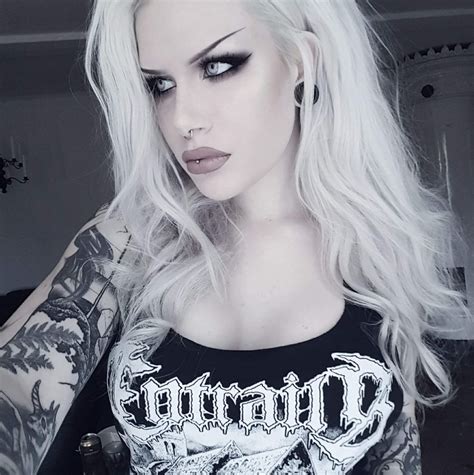 Gothic Girls Goth Beauty Dark Beauty Tattoed Women Heavy Metal Girl