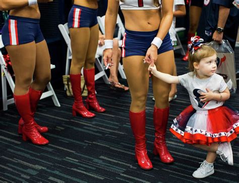Texans Cheerleaders Unveil Annual Swimsuit Calendar