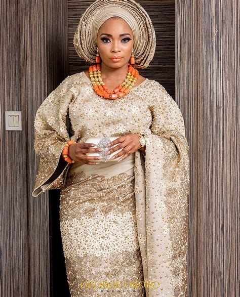 Pin By Bidemi Ademola On Aso Oke African Fashion African Traditional Wedding Dress African