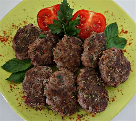 Turkish Meatballs KÖfte