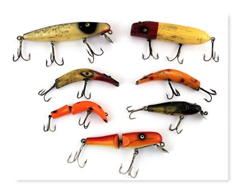 Vintage Collection Of Seven Wooden Fishing Lures Vintage Fishing