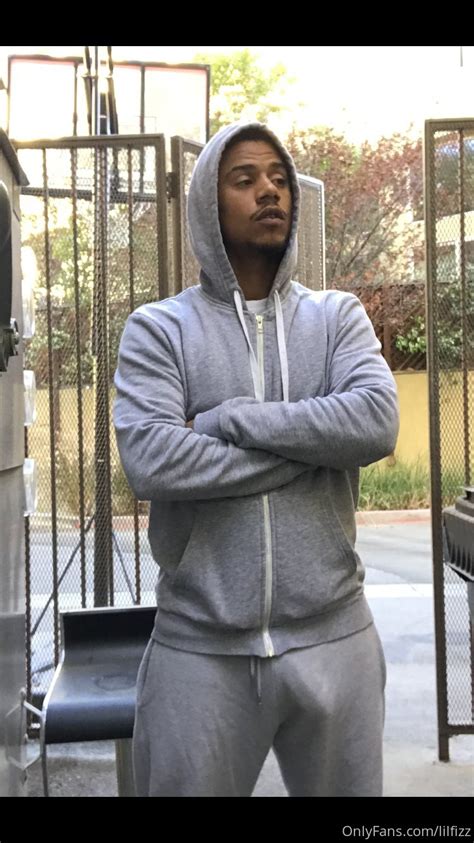 Famous Shirtless Men Rapper Lil Fizz Sharing Bulge Pictures To Fans