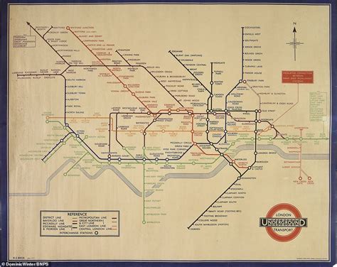 The 1933 Colour Coded Design By Draughtsman Harry Beck The Poster