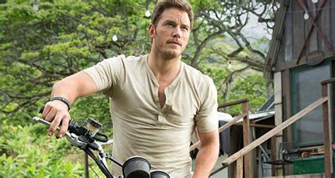 Chris Pratt Calls Jurassic World 3 The Avengers