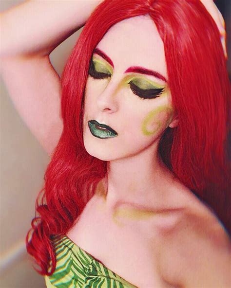 Posion Ivy 🥀 Wiki Cosplay Amino