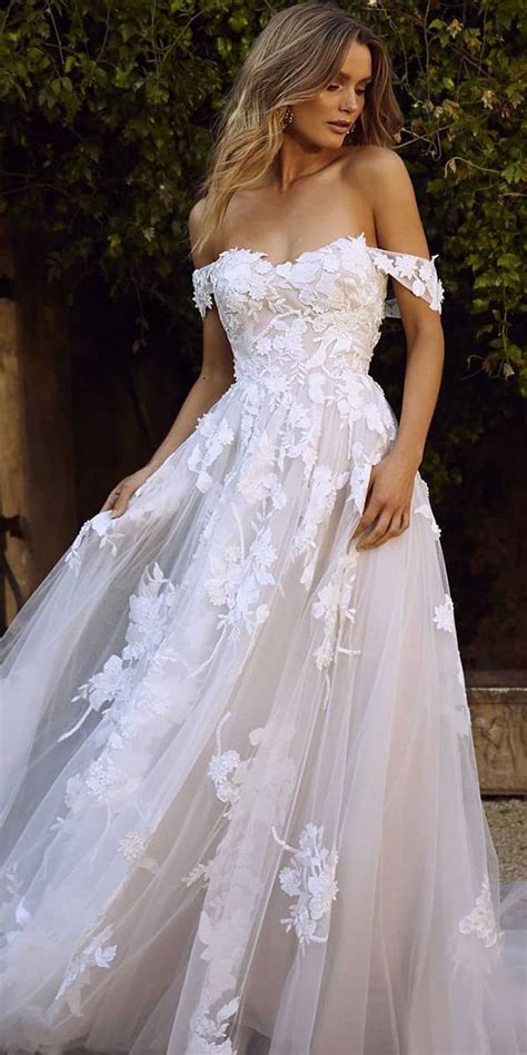 Fashion Forward Wedding Dresses 30 Expert Tips And Faqs Wedding Dresses Blush Summer Wedding