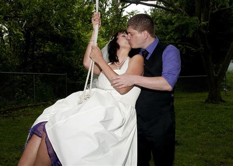 10 Tips For Planning The Perfect Backyard Wedding Huffpost