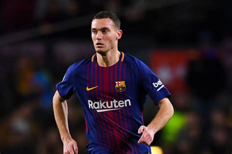 Signed from arsenal, he arrived as an experienced centre back with proven leadership skills. Transfer Rumors: Barcelona Could Renew Thomas Vermaelen ...