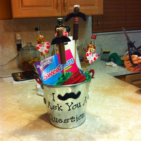 Scroll to see more images. Boyfriend Valentine gift idea. super cute if I ever have a ...