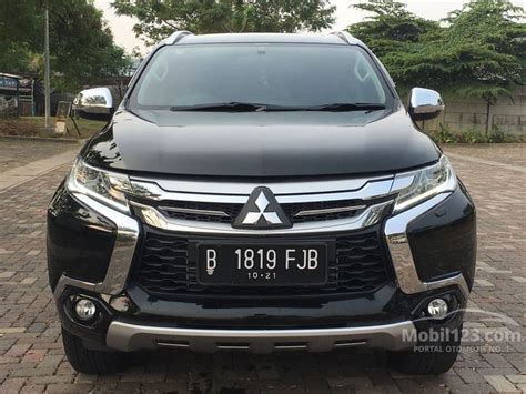 Beragam penghargaan dan pengakuan dari berbagai institusi serta media internasional menambah nilai jual mobil ini. Jual Mobil Mitsubishi Pajero Sport 2016 Dakar 2.5 di Jawa ...