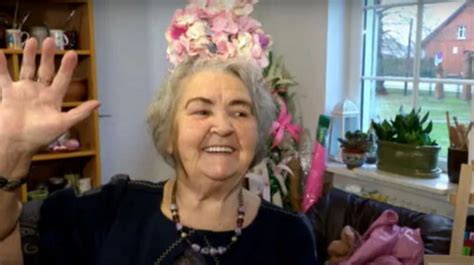 „szalona Irenka” Z Orzysza 80 Letnia Seniorka Inspiruje Całą Polskę