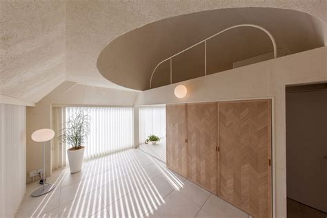 Minimalistic Tiny Tokyo Apartment By Hiroyuki Ogawa Architects