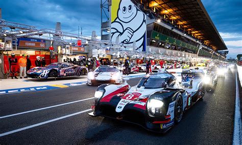 Aug 18, 2021 · le toyota centrano la doppietta nelle prove libere 2 della 24h di le mans, con i protagonisti del fia wec che hanno calcato i 13,626km del circuit de la sarthe al buio. 24h-Rennen Le Mans 2019: Sieger LMP1 & GT Pro | autozeitung.de