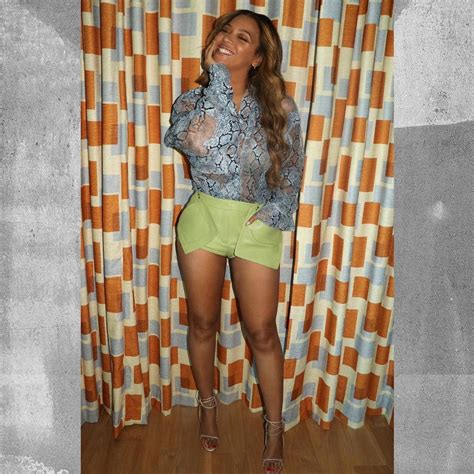 beyonce sexy legs in dress and shorts 5 photos the fappening