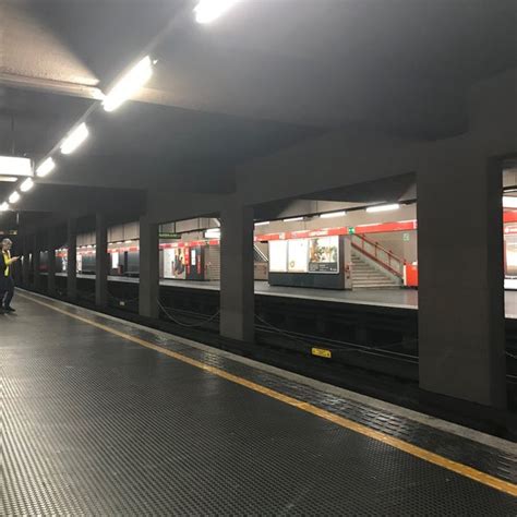 Metro Lampugnano M1 Gallaratese Milano Lombardia