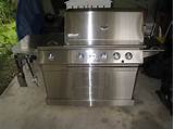 Pictures of Kirkland Signature Stainless Steel 4 Burner Gas Grill