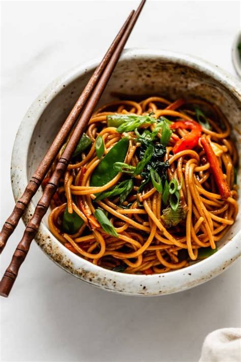 Drain the hot water and take it out in a colander. Vegetable Lo Mein | Recipe in 2020 (With images ...