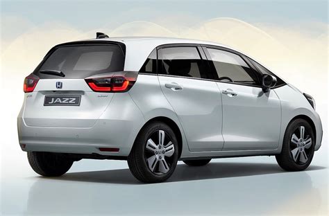 Strange names aside, it's basically a progression from. Este es el nuevo Honda FIT (Jazz) 2020. Grandes cambios ...