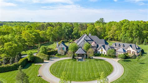 A Gentlemans Farm On 38 Acres In South Carolina Mansion Global