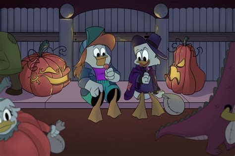 🎃 Happy Halloween 🎃 Duck Tales Disney Cartoons Disney Ducktales
