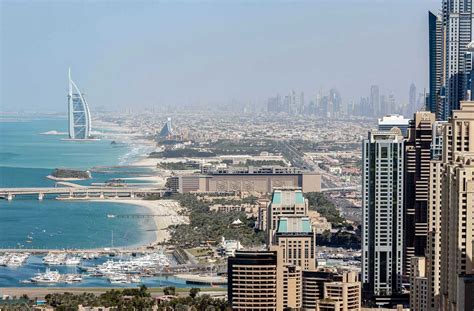 informação para viajar nos emirados Árabes unidos lugares incertos