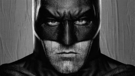 First Look At Ben Afflecks Batman Rise Up Daily