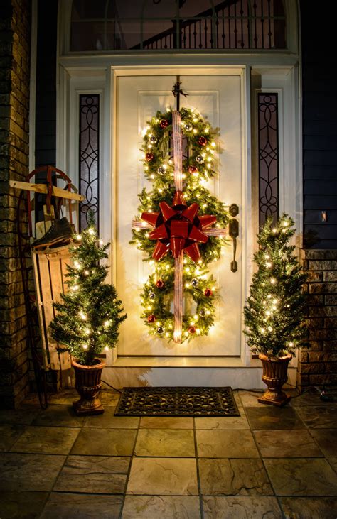 Front door christmas decorations ideas