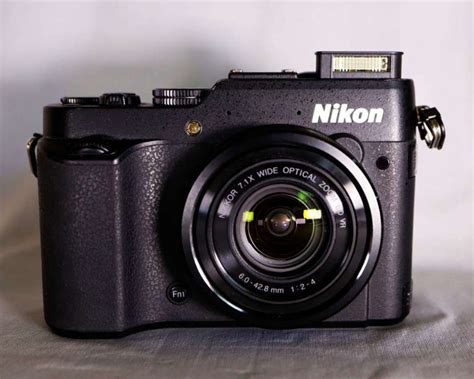 Nikon Coolpix P7800 71x Optical 28 200mm F20 4 Wide Zoom Cameras