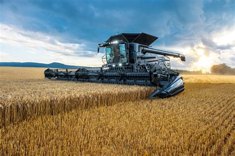 Agcos Ideal Harvester 100 Confirmed In Farming Simulator 19