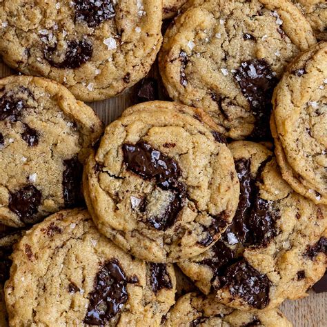 The Best Vegan Chocolate Chip Cookies Shortgirltallorder