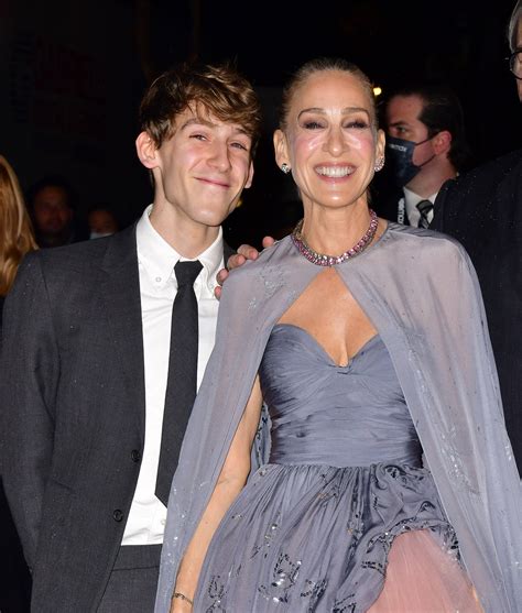 Sarah Jessica Parkers Son Makes Rare Appearance At Premiere