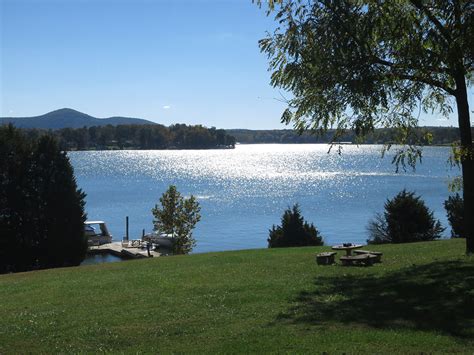 If your idea of a vacation is to relax and enjoy long summer days and warm nights in fact, the area's most popular event is the smith mountain lake wine festival which is held in september each year. Real Estate Auction: Smith Mountain Lake Fall Spectacular ...