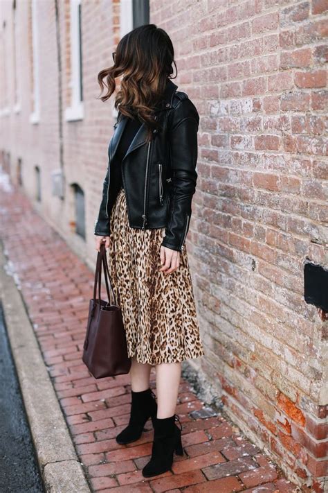 leopard midi skirt outfits ropa de moda mujer ropa de moda