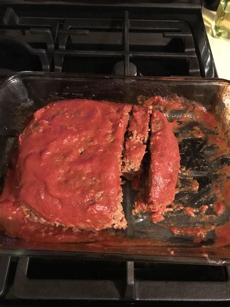 So a 2 pound meatloaf should be baked for at least an hour. How Long Cook Meatloat At 400 / Meatloaf 101 Recipe - Once ...