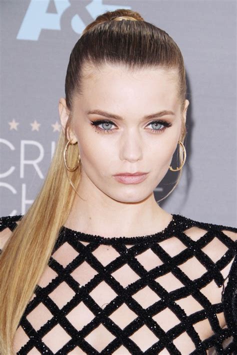 Abbey Lee Kershaws Hairstyles And Hair Colors Steal Her Style