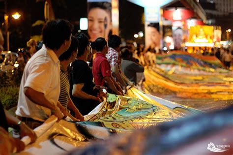 On this day, you will see the celebration begins at dawn. Wesak Day in Malaysia | Attractions | Wonderful Malaysia