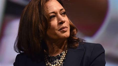 Kamala Harris Americas First Female Vice President Elect Makes