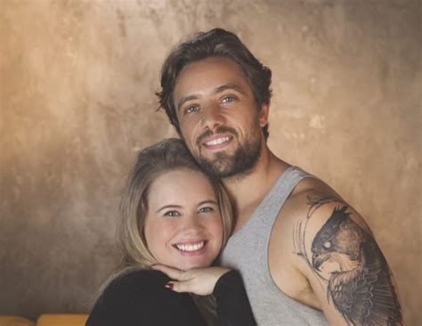 Rafael cardoso 2 месяцев назад. Após escapar de tiros, Rafael Cardoso vai se afastar de ...