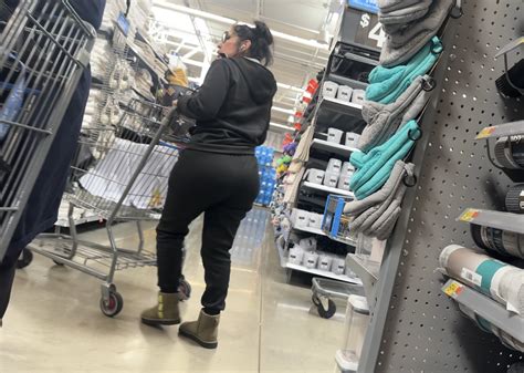 Caught Her Bending Over Spandex Leggings And Yoga Pants Forum