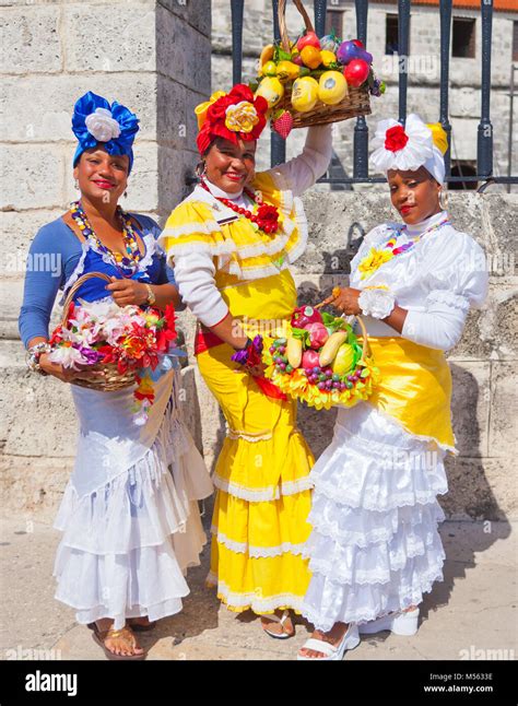 Women In Traditional Cuban Clothes Stock Photo Alamy