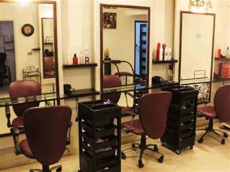 Zara's beauty parlor was started by rizwana khan who is well known as best beauty expert. Beauty Parlour Names In Pakistan - Top 6 Makeup Salons In ...
