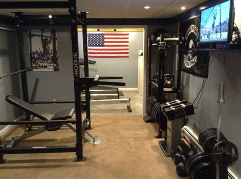 The garage gym has set the new standard in turning an old (and often unused) space into nothing short of a luxury sports club. Rogue Equipped Garage Gyms - Photo Gallery | DIY Fitness ...